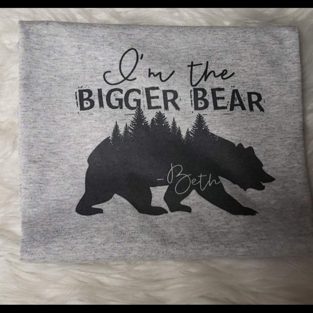 Brand new unisex Yellowstone Beth Dutton
I am the bigger bear T-shirt